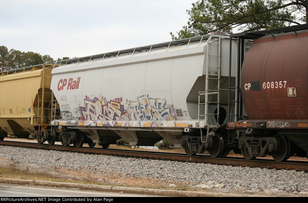 Former Soo 113972, now CP Rail covered hopper